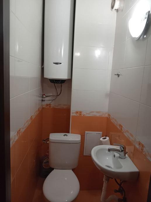 Дава под наем 2-СТАЕН, гр. Варна, Колхозен пазар, снимка 6 - Апартаменти - 53121105