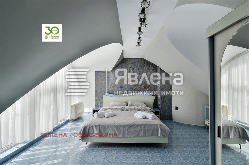 Дава под наем МНОГОСТАЕН, гр. Варна, Център, снимка 15 - Апартаменти - 53059159