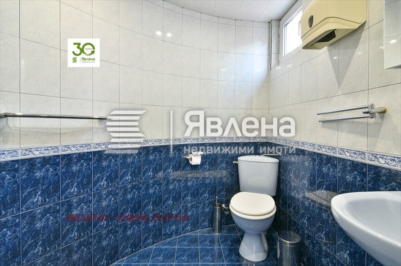 Дава под наем МНОГОСТАЕН, гр. Варна, Център, снимка 12 - Апартаменти - 53059159