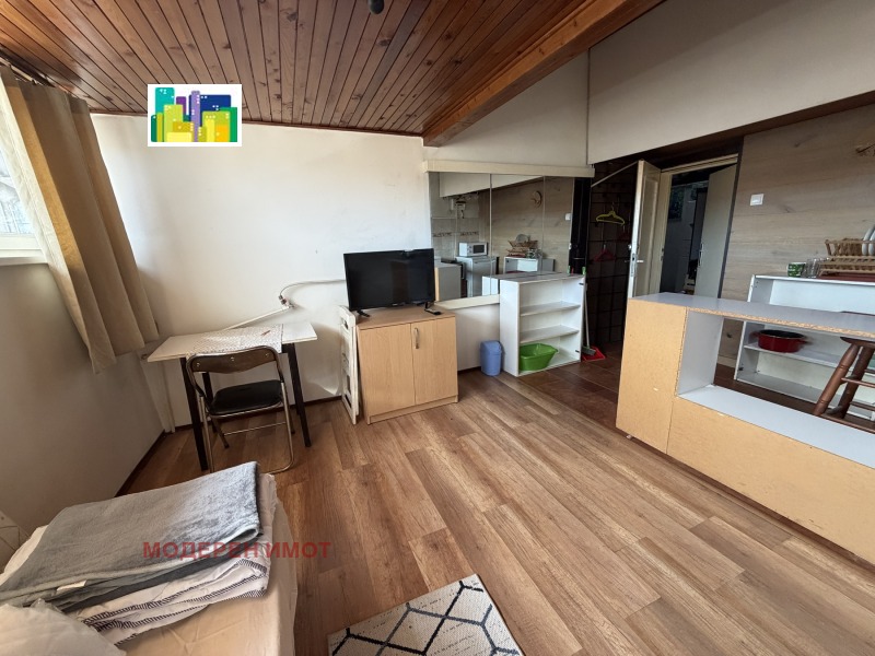 Дава под наем АТЕЛИЕ, ТАВАН, гр. София, Център, снимка 7 - Апартаменти - 53462706