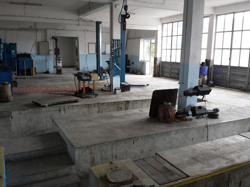 Дава под наем БИЗНЕС ИМОТ, с. Сатовча, област Благоевград, снимка 2 - Други - 52778868