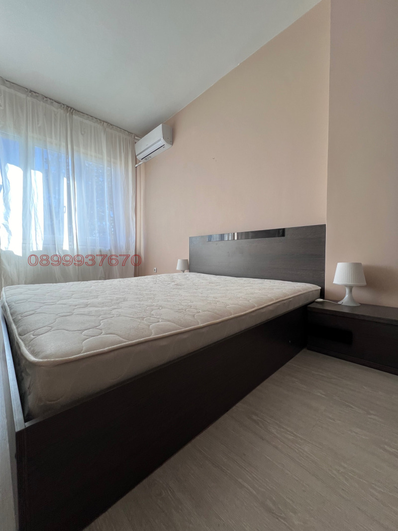 Издаје се  Соба Софија , Центар , 16 м2 | 98343883 - слика [3]