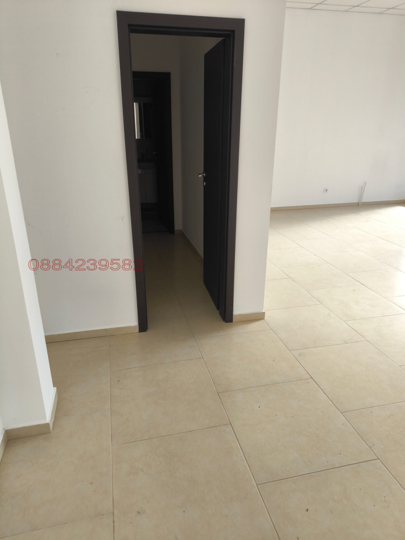 Дава под наем МАГАЗИН, гр. Пловдив, Гагарин, снимка 6 - Магазини - 52992064