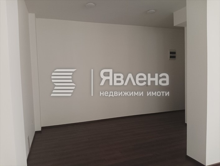 Дава под наем МАГАЗИН, гр. София, Надежда 4, снимка 3 - Магазини - 54365550
