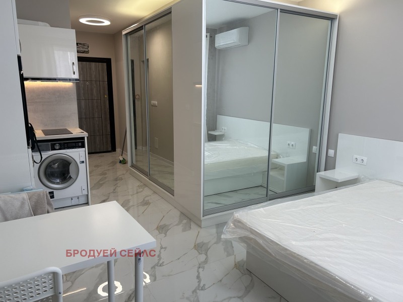 A louer  Studio Sofia , Zona B-18 , 38 m² | 24896917