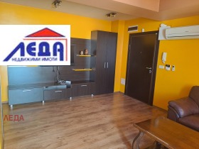 2 bedroom Idealen tsentar, Pleven 10