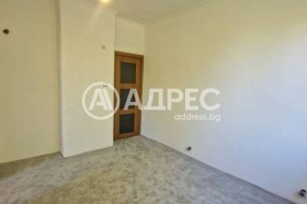 3+ bedroom Oborishte, Sofia 9