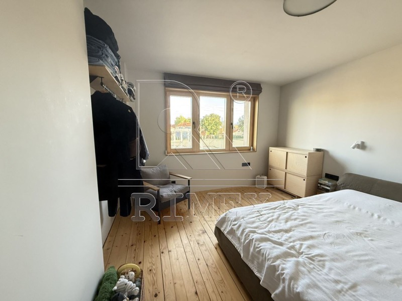 Дава под наем ЕТАЖ ОТ КЪЩА, гр. Пловдив, Център, снимка 6 - Етаж от къща - 52575834