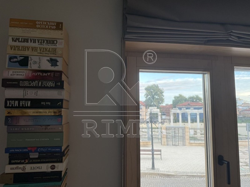 Дава под наем ЕТАЖ ОТ КЪЩА, гр. Пловдив, Център, снимка 13 - Етаж от къща - 52575834