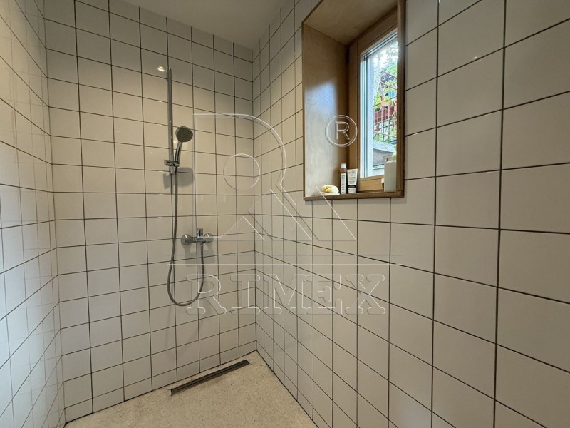 Дава под наем ЕТАЖ ОТ КЪЩА, гр. Пловдив, Център, снимка 17 - Етаж от къща - 52575834