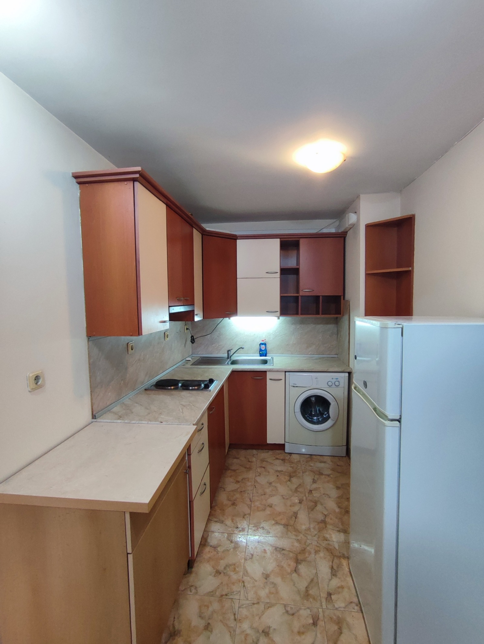 Дава под наем 2-СТАЕН, гр. София, Лагера