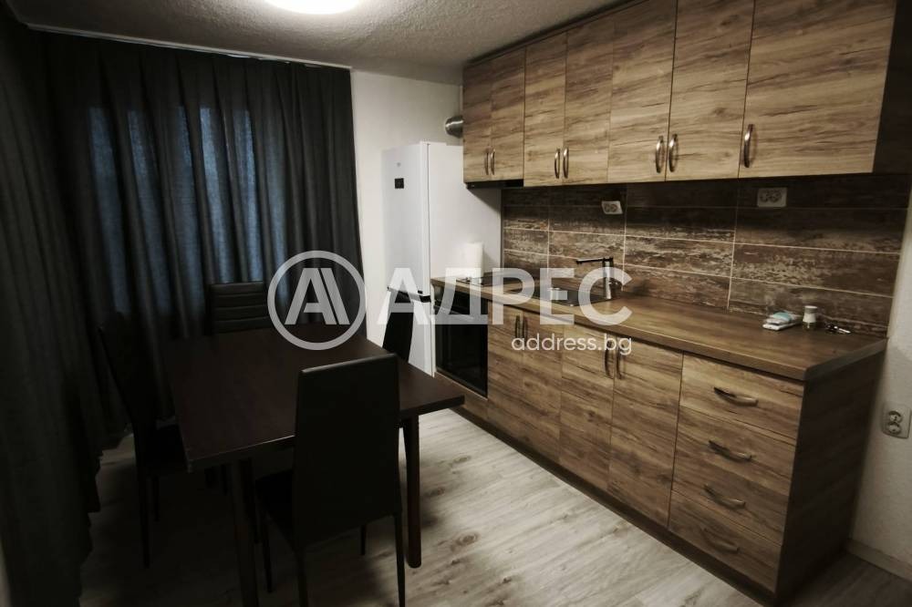 Дава под наем КЪЩА, с. Селци, област Пловдив, снимка 8 - Къщи - 55129660