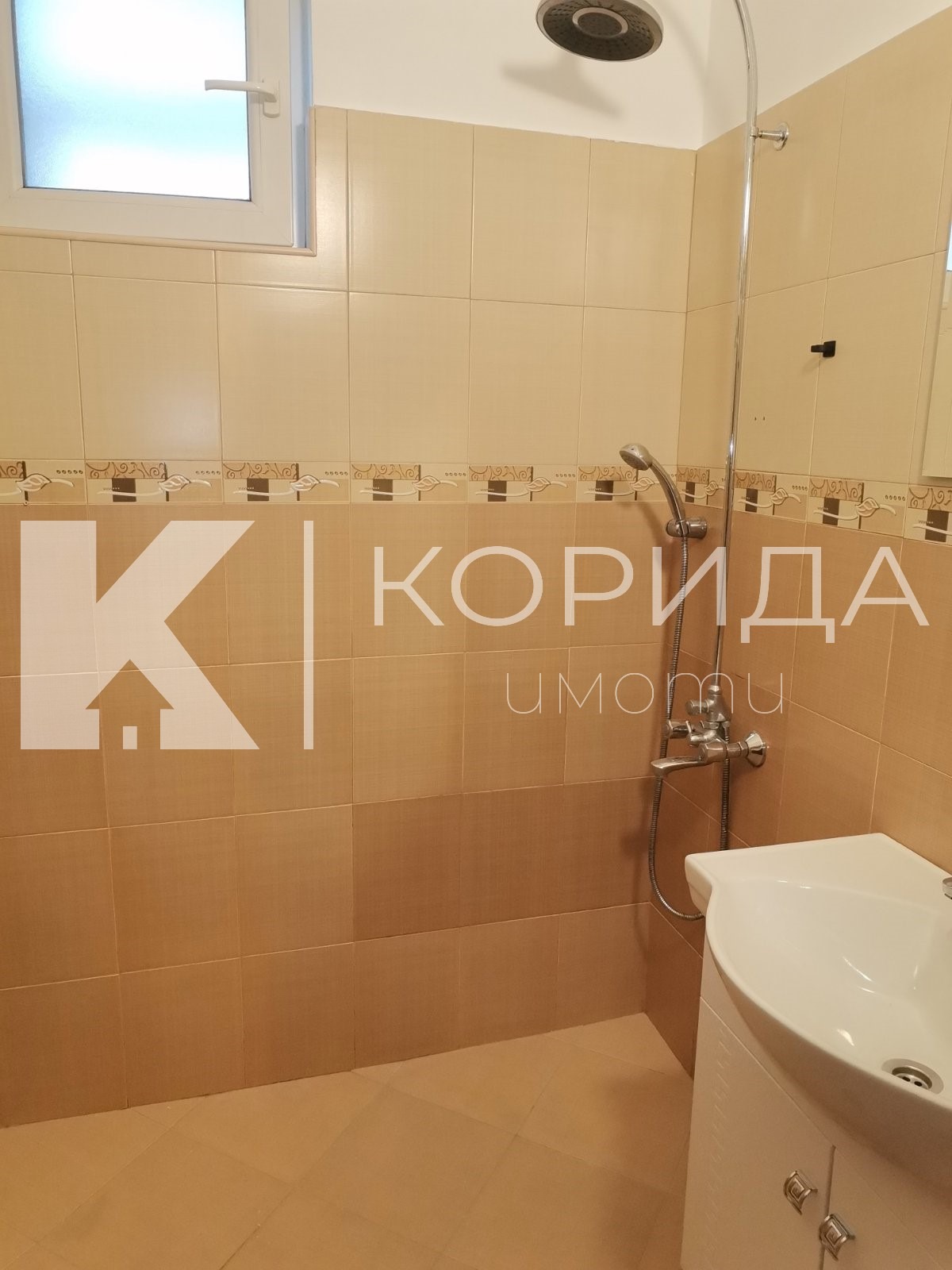 Дава под наем 3-СТАЕН, гр. София, Център, снимка 5 - Апартаменти - 55844166