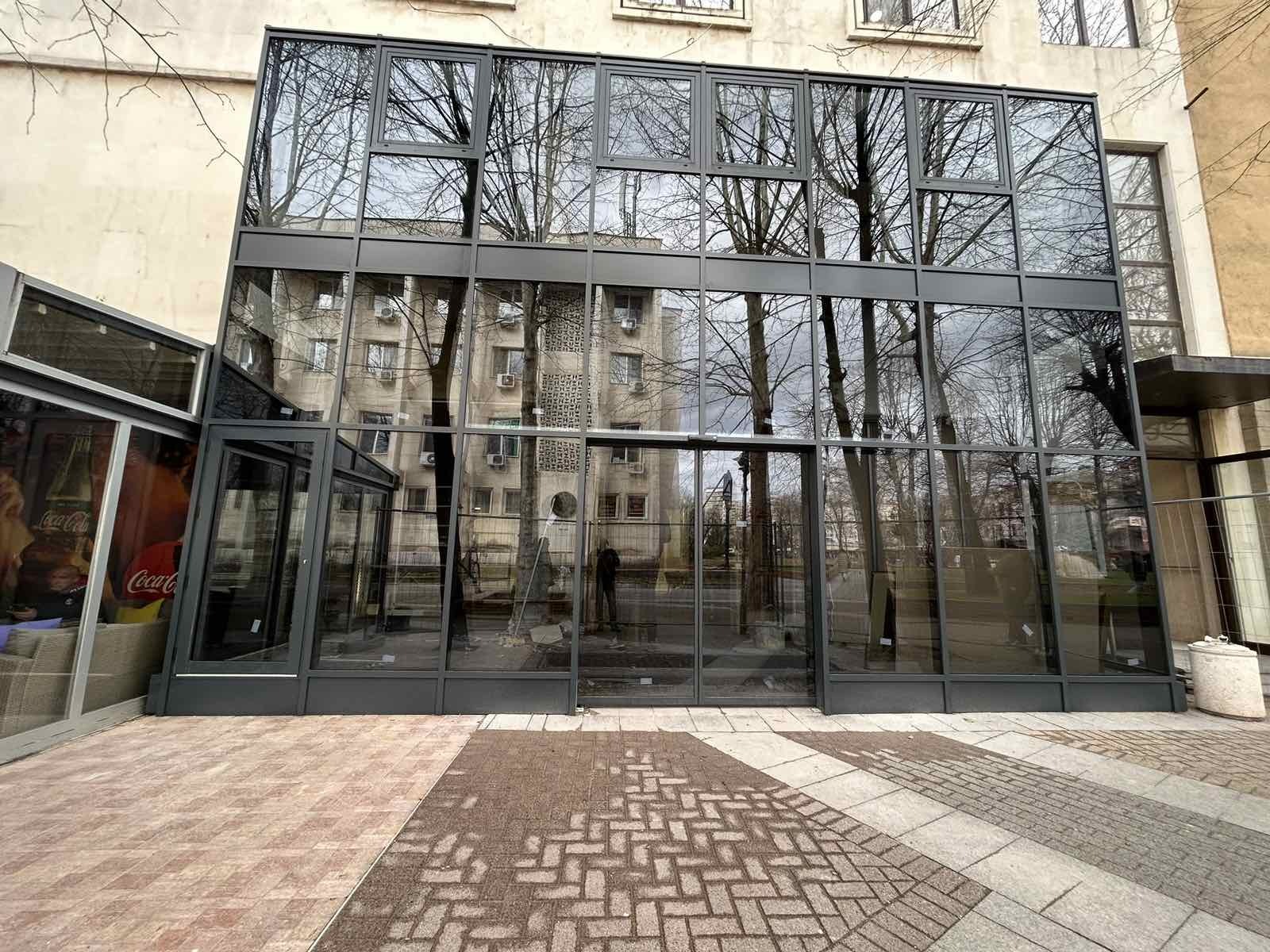 Дава под наем МАГАЗИН, гр. Хасково, Център, снимка 2 - Магазини - 53676003