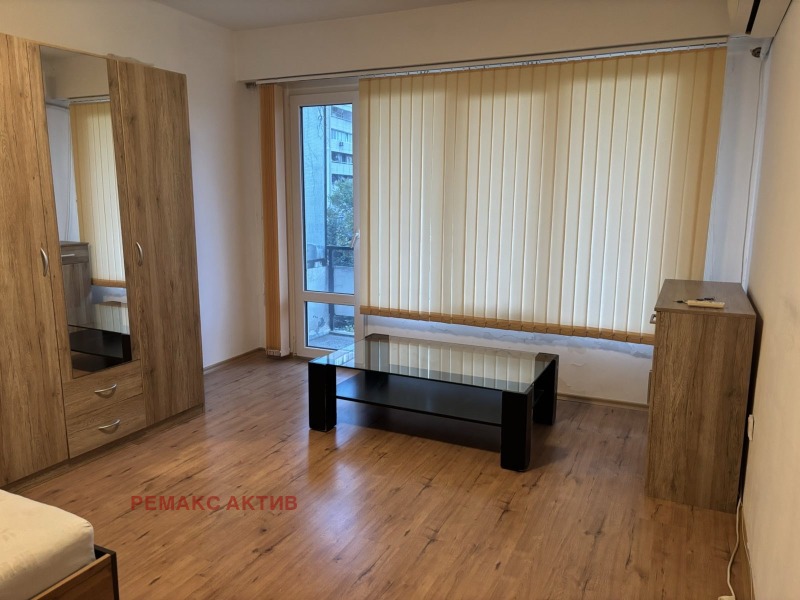 Do wynajęcia  Studio Warna , Czajka , 50 mkw | 79207519