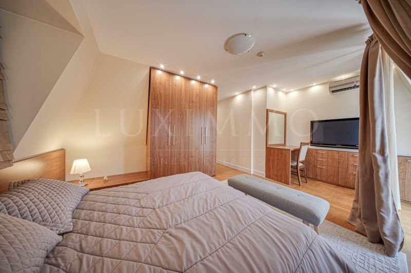 De inchiriat  2 dormitoare Sofia , Țentâr , 156 mp | 91217659 - imagine [15]