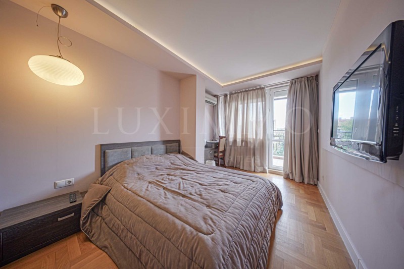 De inchiriat  2 dormitoare Sofia , Țentâr , 156 mp | 91217659 - imagine [9]