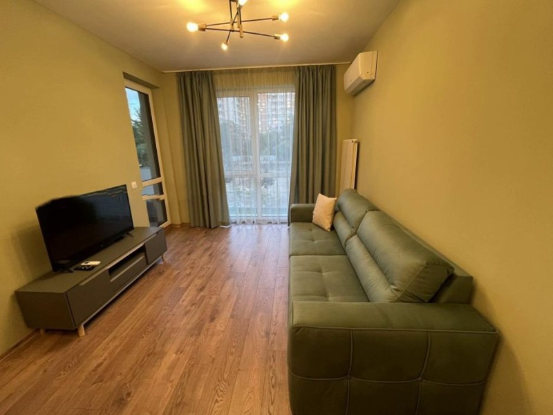 Kiadó  2 hálószobás Sofia , Zona B-18 , 99 négyzetméter | 49167350