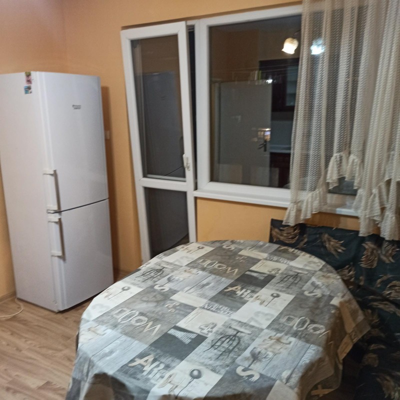 Дава под наем 3-СТАЕН, гр. Пловдив, Христо Смирненски, снимка 5 - Апартаменти - 53088287