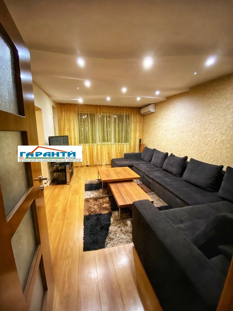 В оренду  3 кімнатна Пловдив , Христо Смирненски , 120 кв.м | 90927272