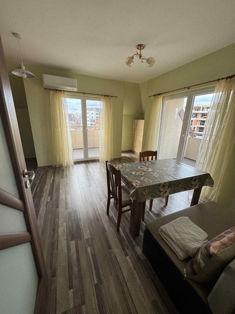 Дава под наем 2-СТАЕН, гр. София, Левски В