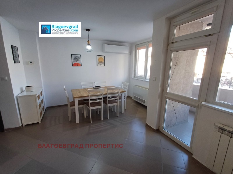 Дава под наем МНОГОСТАЕН, гр. Благоевград, Идеален център, снимка 8 - Апартаменти - 53151485