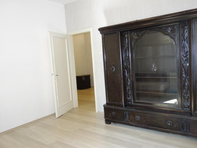 För uthyrning  2 sovrum Sofia , Centar , 100 kvm | 22927324 - bild [2]