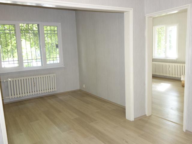 För uthyrning  2 sovrum Sofia , Centar , 100 kvm | 22927324 - bild [4]