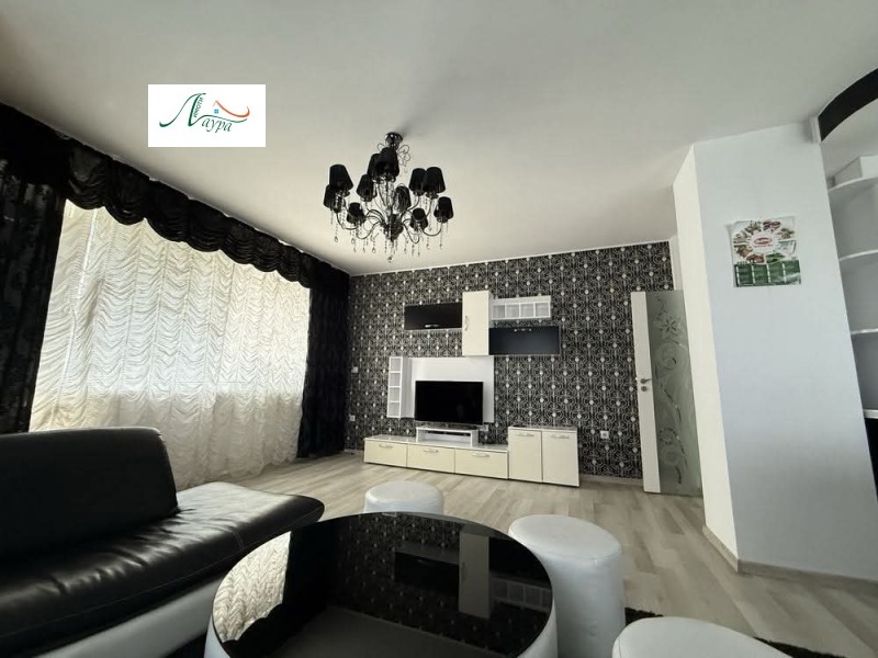 Дава под Наем 3-СТАЕН в град Шумен, Томбул джамия - 105 кв.м / 550 € » 1 075.71 лв., ИМОТИ ЛАУРА