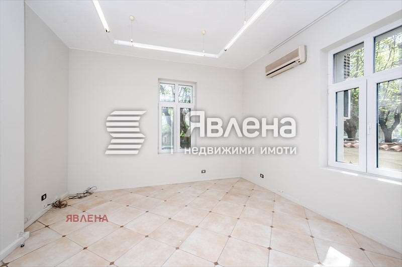 Дава под наем  Офис град София , Център , 120 кв.м | 51209389 - изображение [3]