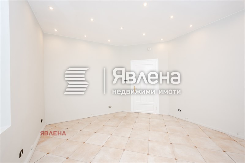 Дава под наем  Офис град София , Център , 120 кв.м | 51209389 - изображение [8]