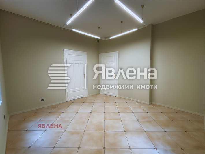 Дава под наем  Офис град София , Център , 120 кв.м | 51209389 - изображение [17]