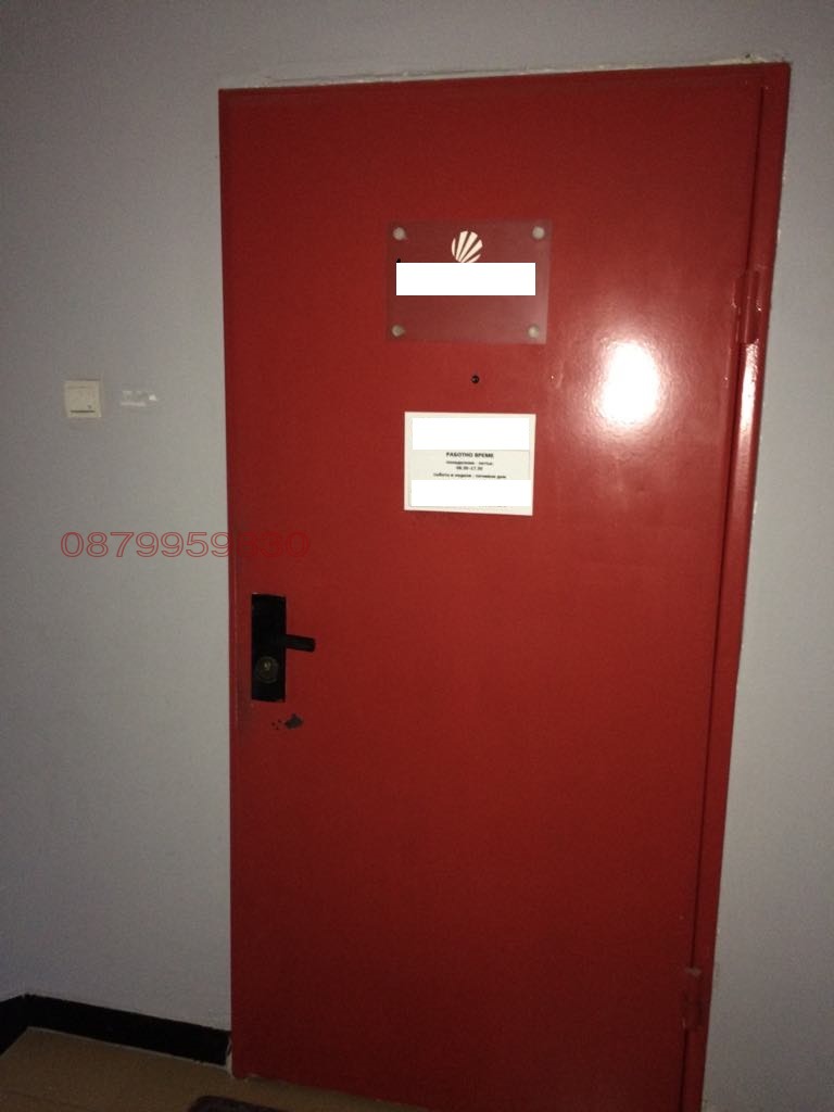 Дава под наем ОФИС, гр. Плевен, Идеален център, снимка 3 - Офиси - 54326594