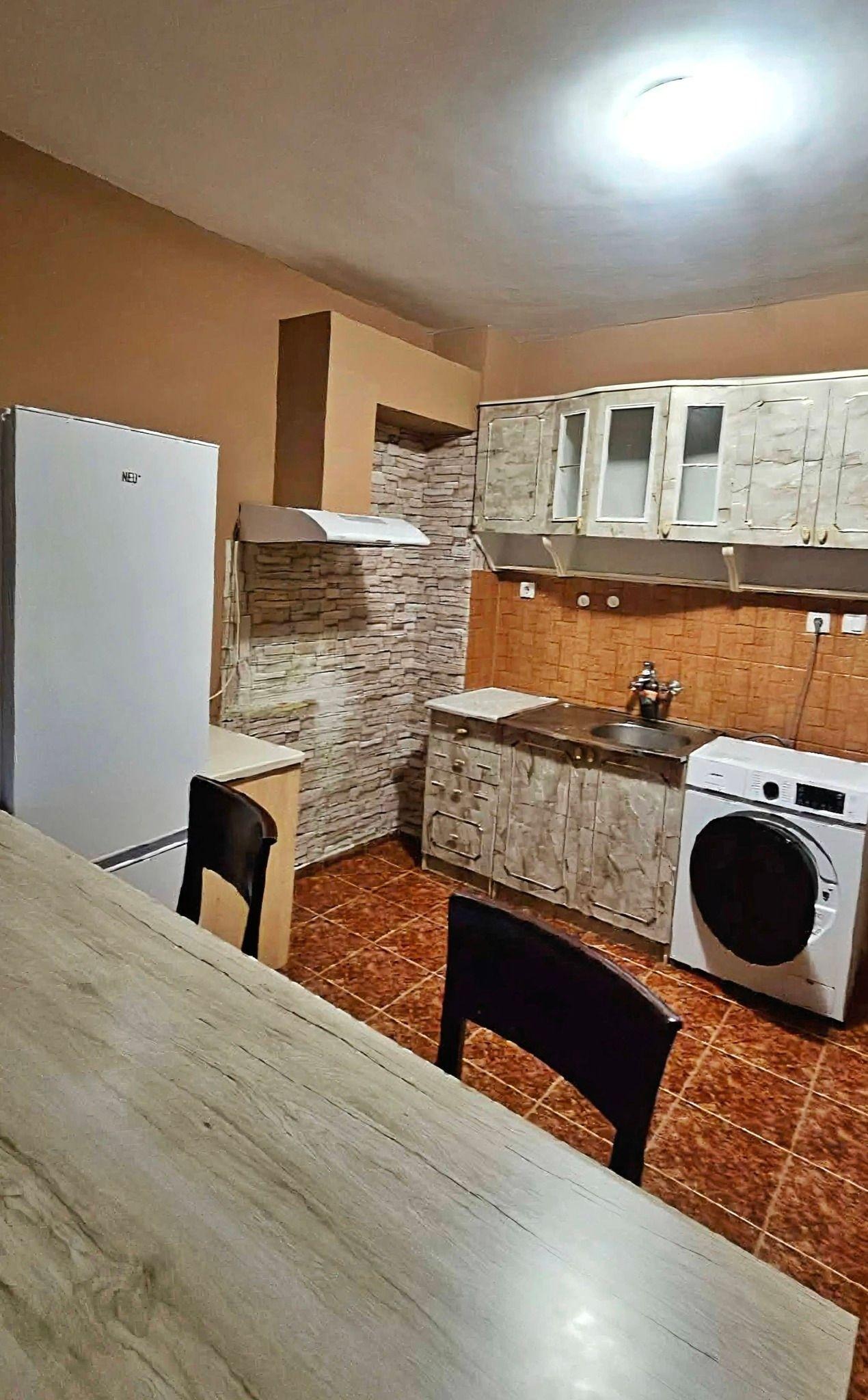 Дава под наем 2-СТАЕН, гр. София, Зона Б-5, снимка 3 - Апартаменти - 54602422