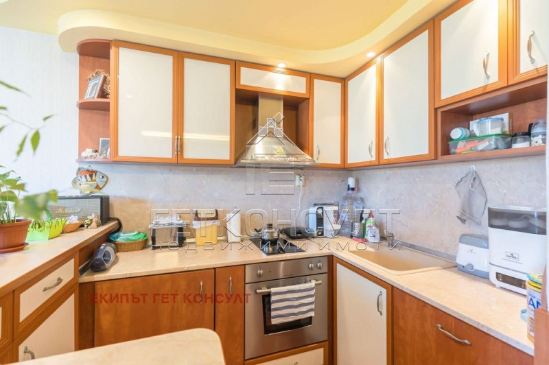 Дава под наем 3-СТАЕН, гр. Варна, Цветен квартал, снимка 4 - Апартаменти - 53278061