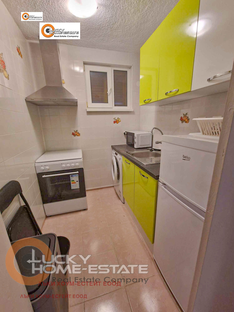 Zu vermieten  1 Schlafzimmer Sofia , Zentar , 68 qm | 29602625 - Bild [5]