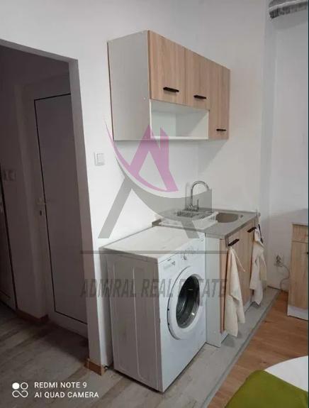 Дава под нем  2-стаен, град Варна, Младост 1 •  185 EUR • ID 77540511 — holmes.bg - [1] 