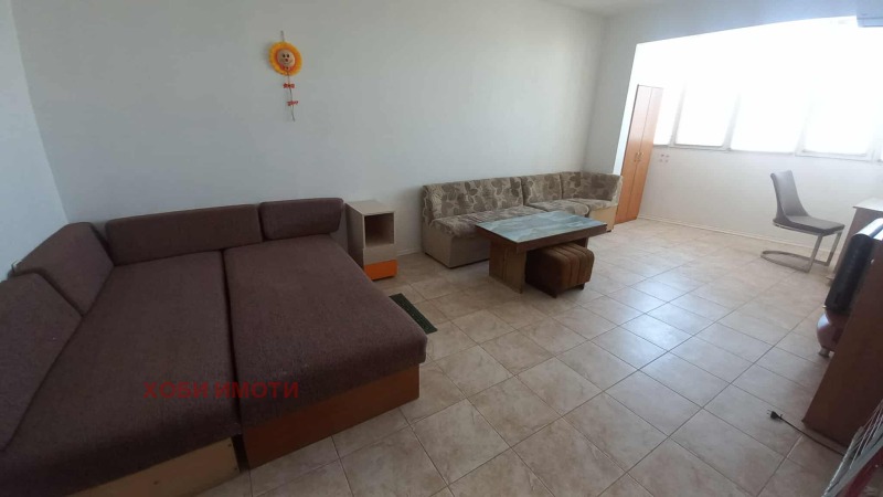 Дава под нем  2-стаен, град Пловдив, Кършияка •  350 € • ID 86648525 — holmes.bg - [1] 