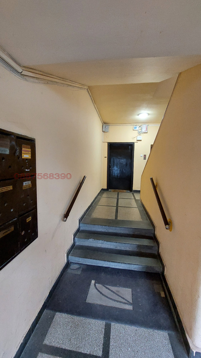 De inchiriat  Birou Sofia , Țentâr , 110 mp | 63124042 - imagine [15]