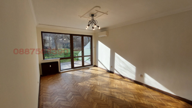 De inchiriat  Birou Sofia , Țentâr , 110 mp | 63124042