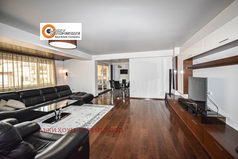 Te huur  2 slaapkamers Sofia , Darvenitsa , 200 m² | 65198306