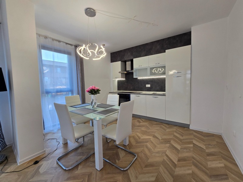 En renta  2 dormitorios Sofia , Malinova dolina , 110 metros cuadrados | 77109817