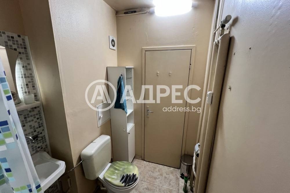 Дава под наем 1-СТАЕН, гр. София, Лагера, снимка 11 - Апартаменти - 54638100