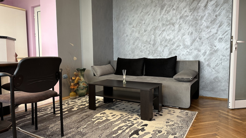 Vuokrattavana  1 makuuhuone Varna , Tšajka , 70 neliömetriä | 41261682 - kuva [2]