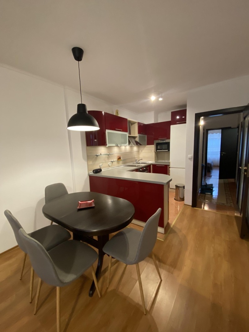 В аренду  1 спальня София , Лозенец , 60 кв.м | 82121714