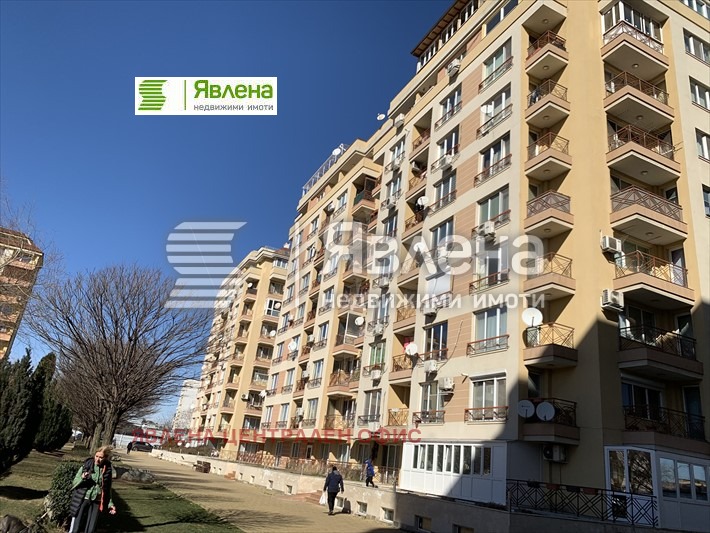 A louer  2 chambres Sofia , Nadejda 4 , 76 m² | 66114388