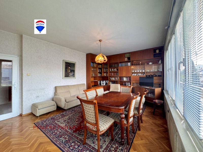En renta  2 dormitorios Ruse , Shirok tsentar , 110 metros cuadrados | 34555596