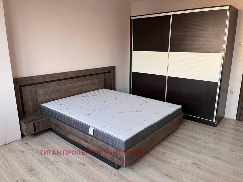 Дава под наем 3-СТАЕН, гр. Бургас, Изгрев, снимка 3 - Апартаменти - 53259301