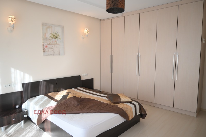 Дава под наем 3-СТАЕН, гр. София, Център, снимка 8 - Апартаменти - 53239129