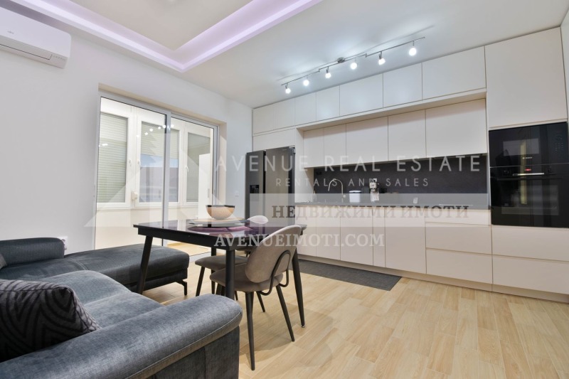 Дава под наем 3-СТАЕН, гр. Пловдив, Център